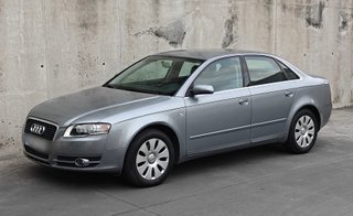 AUDI A4 2.0 130CV 179.000KM * 1 DUEÑO Y LIBRO *