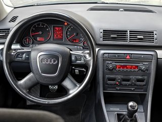 AUDI A4 2.0 130CV 179.000KM * 1 DUEÑO Y LIBRO *