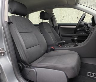 AUDI A4 2.0 130CV 179.000KM * 1 DUEÑO Y LIBRO *