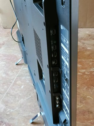 TV Sony KD-43X8309C - Non si accende