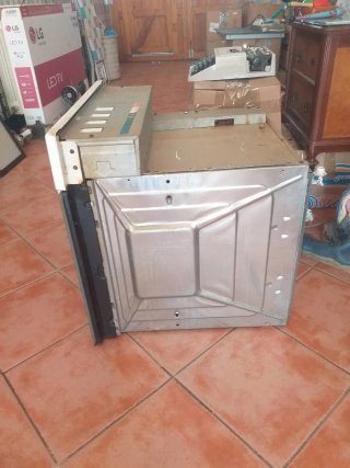 Horno Whirlpool blanco usado