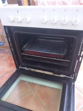 Horno Whirlpool blanco usado