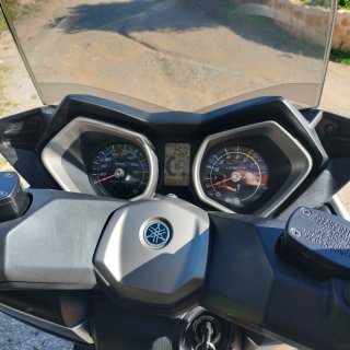 Yamaha X-MAX 400 - Maxi Scooter