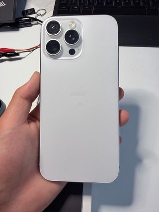 iPhone 16 Pro Max 1TB Plata