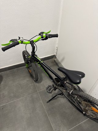 Bicicleta infantil Btwin verde racing