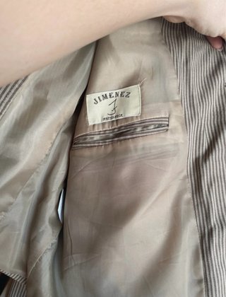 Traje de corto beige