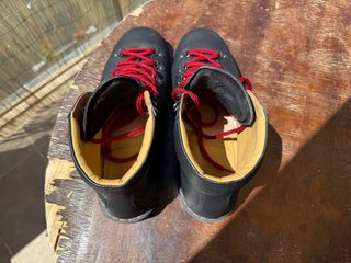 Botas Solovair Greasy Hiker Cuero Negro