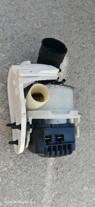 Bomba Lavavajillas Beko con Resistencia