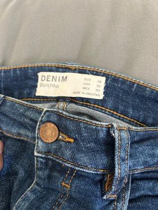 Vaqueros Bershka Skinny Rotos Talla 38