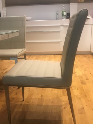 Mesa comedor diseño lujo y 4 sillas
