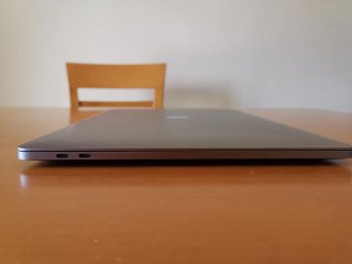 MacBook Pro 15 2018 i7 16GB