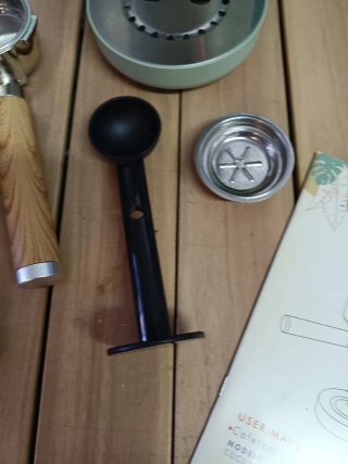 Cafetera Express Semiautomática Caprizze Hikari