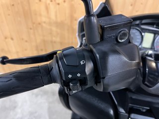 Suzuki Burgman 400 ABS