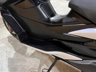 Suzuki Burgman 400 ABS