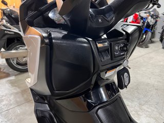 Suzuki Burgman 400 ABS