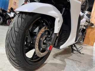 Suzuki Burgman 400 ABS