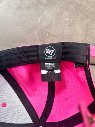 Gorra ’47 New Era San Diego Padres Rosa. Ajustable