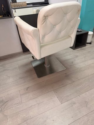 Silla peliqueria