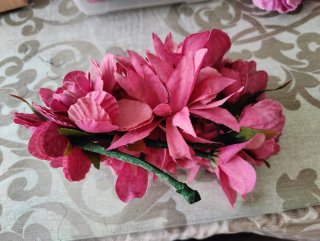 Flores sintéticas rosas