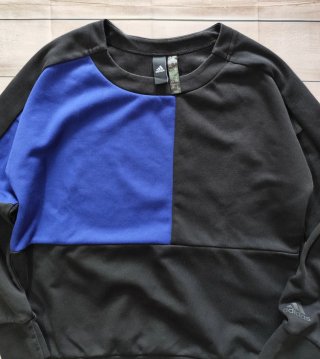 Sudadera Adidas Moderna Bloques Negro y Azul