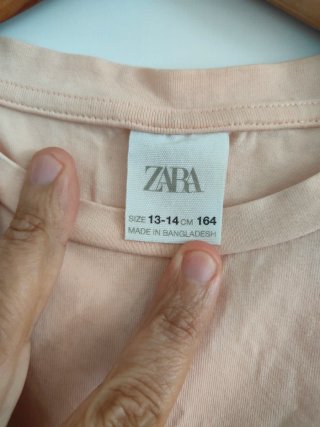 T-shirt Zara 13-14 anos (164cm)