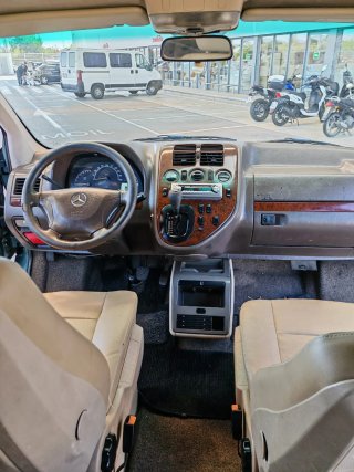 Mercedes-Benz Clase V220 cdi