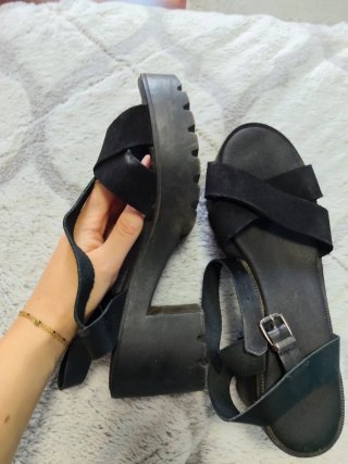Sandalias negras plataforma