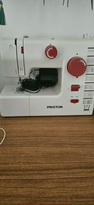 Máquina de coser Prixton P130