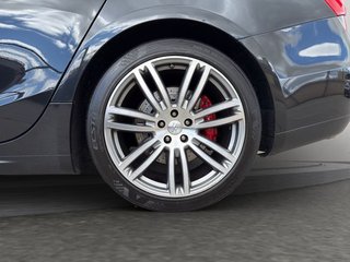 Maserati Ghibli 3.0 V6 DS 275CV RWD