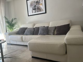 Sofa Chaiselongue de piel blanco