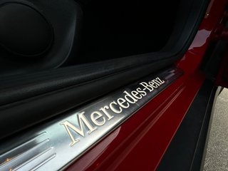 Mercedes-Benz GLA 200 Urban 155 CV TECHO SOLAR