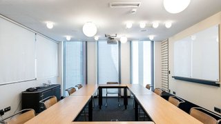 Oficina en alquiler en Almagro en Madrid