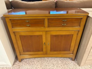 Mueble Colonial Madera Cajones y Puertas