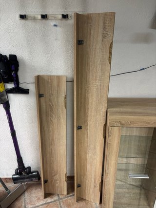 Mueble vitrina madera y cristal