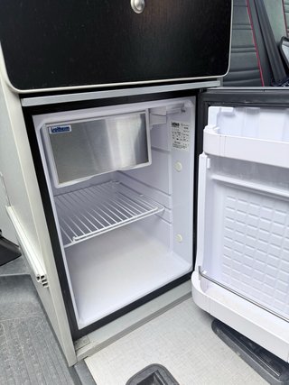 Volkswagen Caravelle 2017 CAMPER!