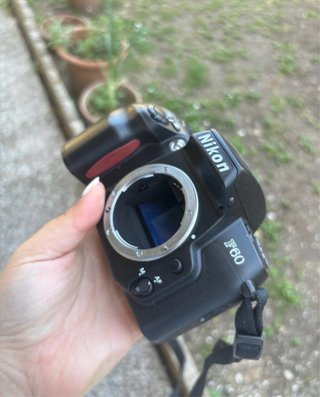 Nikon F60 fotocamera reflex