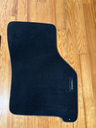 Alfombras Seat León originales con enganche