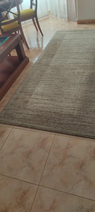 Alfombra grande beige y marrón, 2.00 x 2.50 mts.