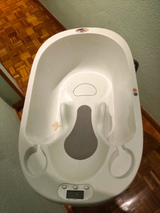 Bañera para bebé con soporte plegable y termómetro