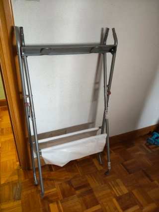 Bañera para bebé con soporte plegable y termómetro