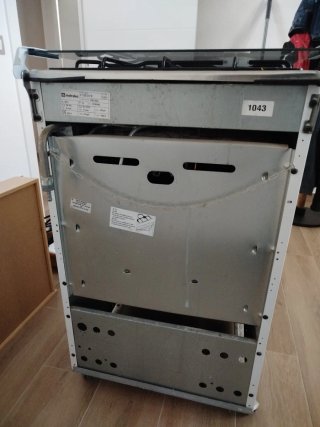Cocina de gas butano blanca Marca Meireles