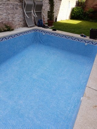 Mantenimiento de piscinas678059360