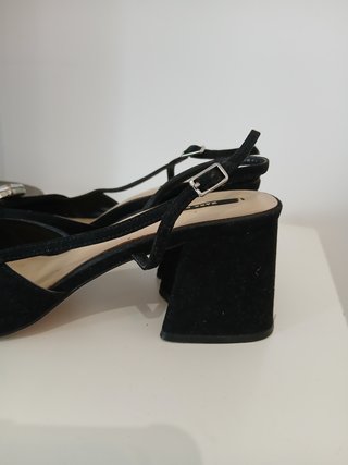 Sandalias Zara Tacón Adorno Joya