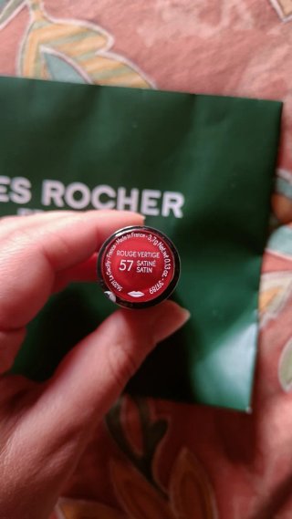 Yves Rocher Rouge Vertige 57 Satiné