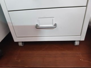 Mueble archivador metálico blanco