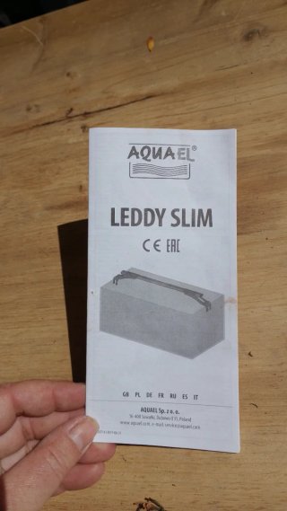 Acuario con filtro y LEDDY SLIM DUO