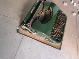 Máquina de escribir PATRIA Verde Vintage