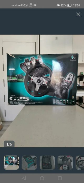 Volante Logitech G25 con pedales y palanca