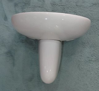 Lavabo de porcelana marca Gala nuevo con pie