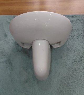 Lavabo de porcelana marca Gala nuevo con pie